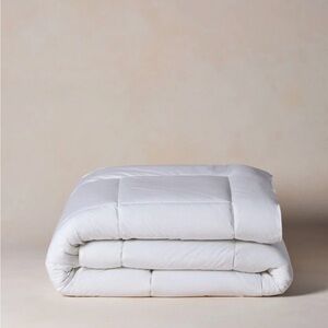 Marriott Bonvoy Boutiques Down Alternative Comforter